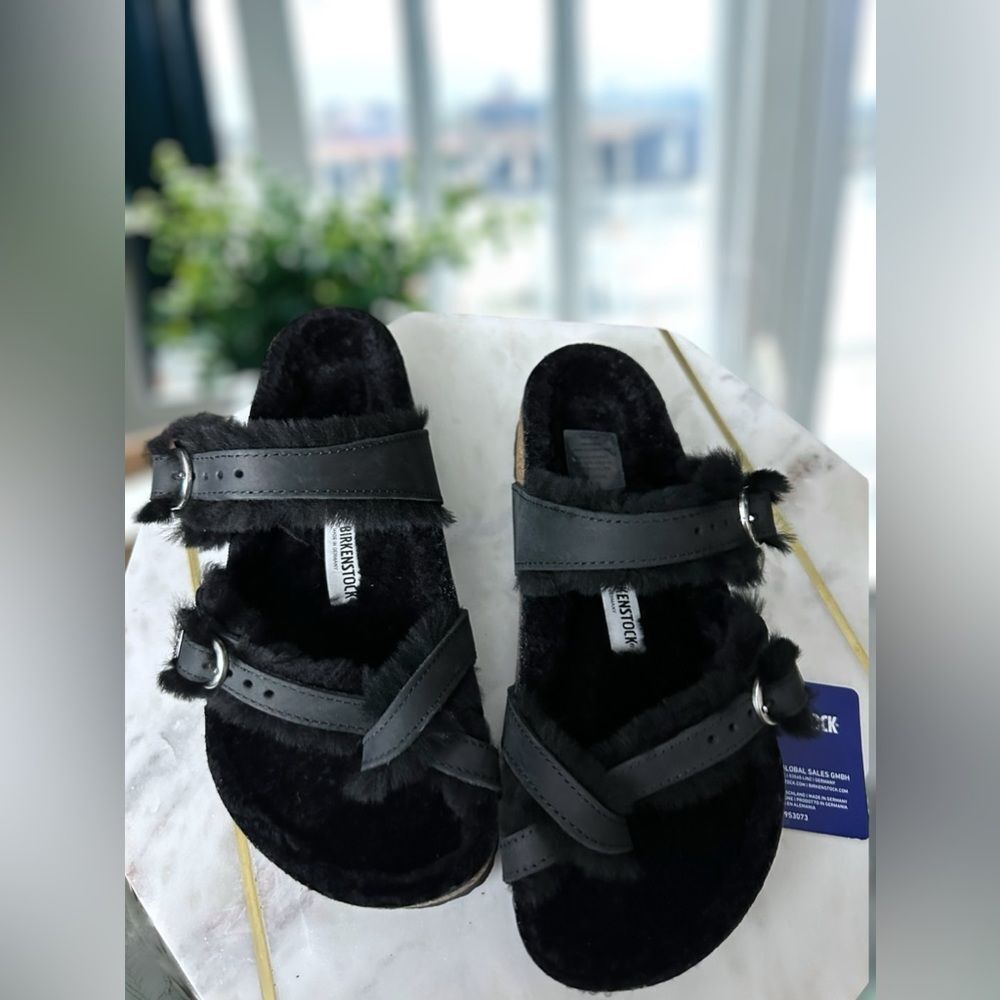 Birkenstock Mayari Shearling Oiled Leather Sandals Size 38 - Picture 6 of 16